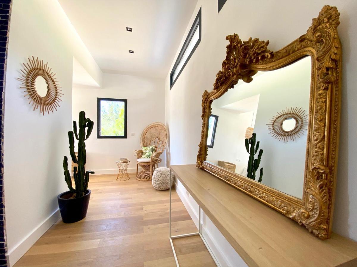 Villas De Standing Avec Magnifique Vue Mer Et Piscines Privees, Sagone Sagone  Eksteriør billede