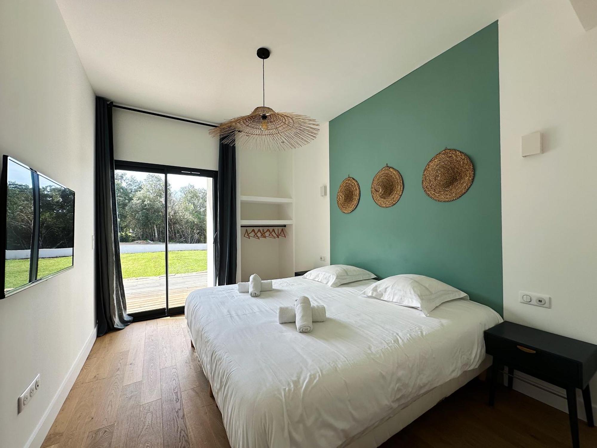 Villas De Standing Avec Magnifique Vue Mer Et Piscines Privees, Sagone Sagone  Eksteriør billede