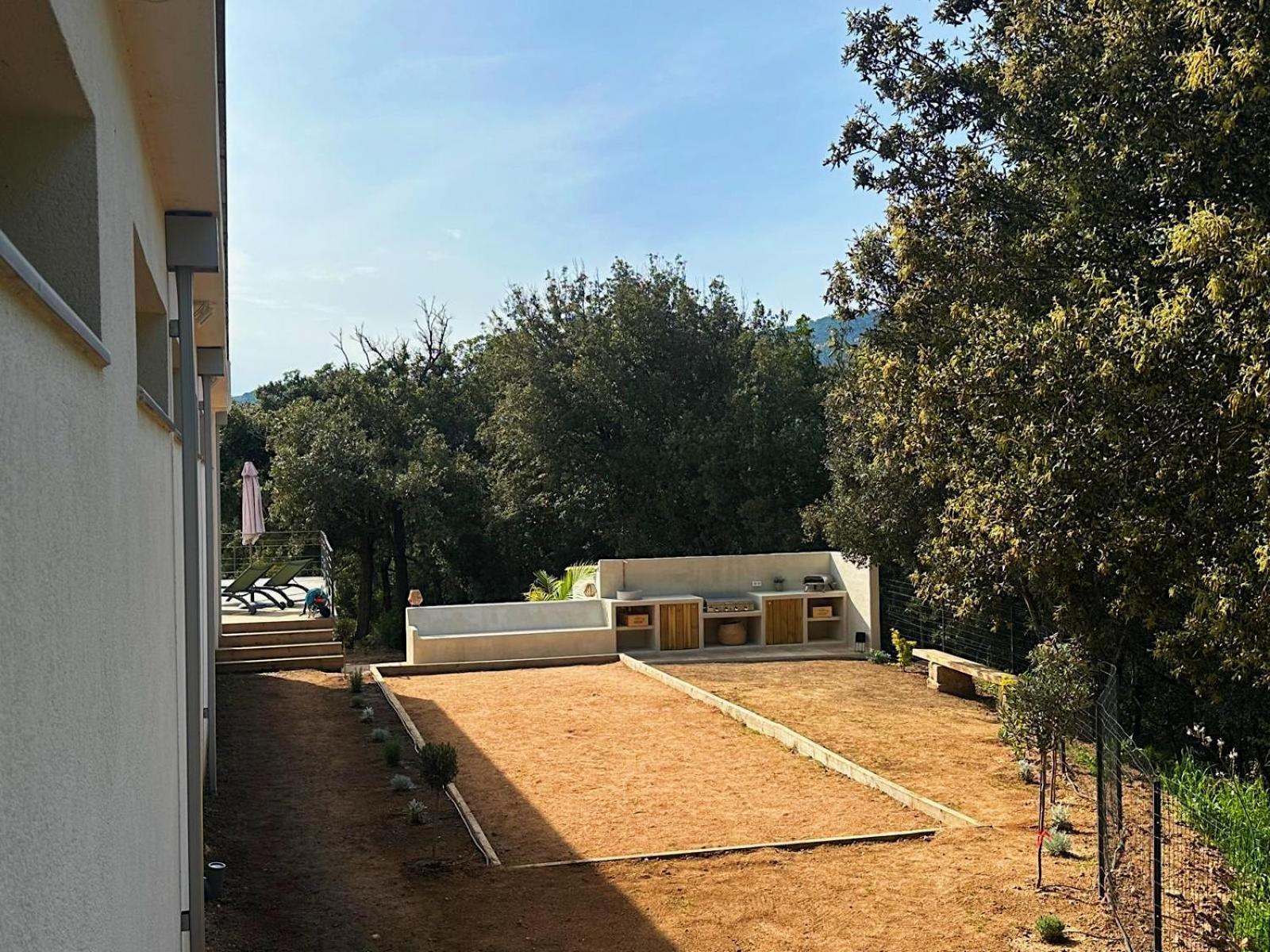 Villas De Standing Avec Magnifique Vue Mer Et Piscines Privees, Sagone Sagone  Eksteriør billede
