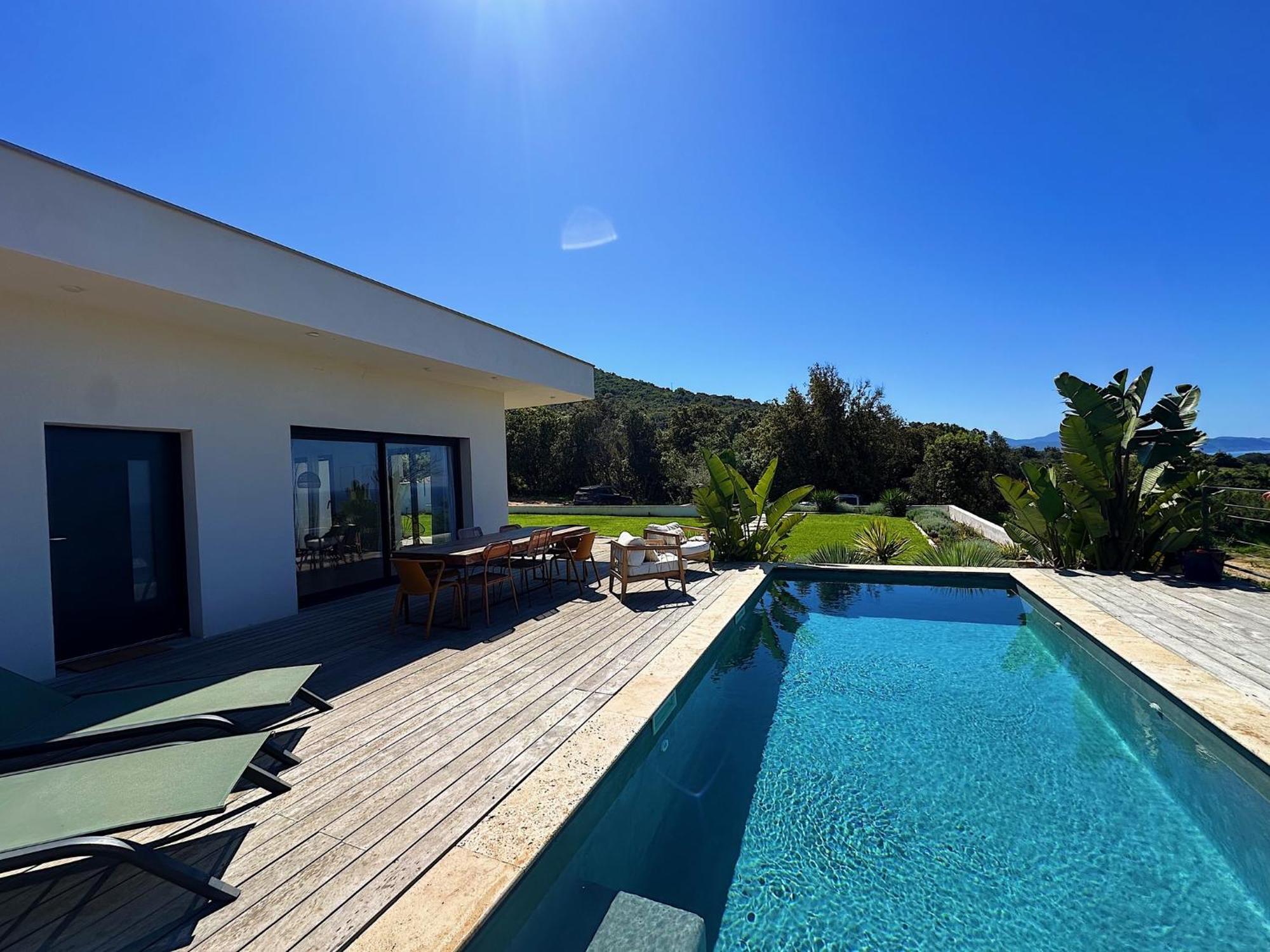 Villas De Standing Avec Magnifique Vue Mer Et Piscines Privees, Sagone Sagone  Eksteriør billede